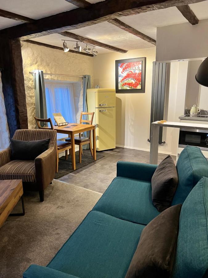 Tudor Lodge ポルスマドグ エクステリア 写真