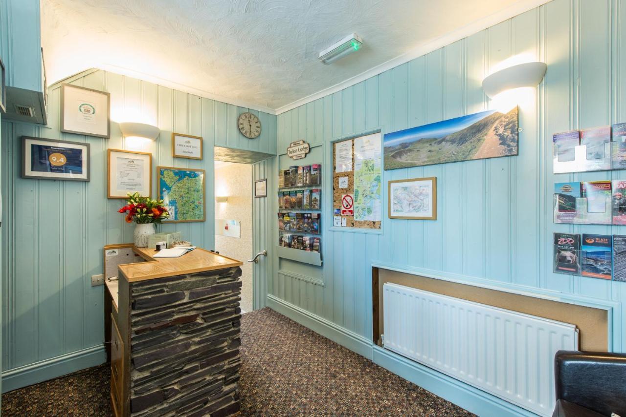 Tudor Lodge ポルスマドグ エクステリア 写真